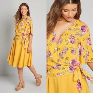NWT ModCloth Best Is Yet to Come Wrap Top